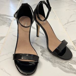 Mix No. 6 Black Heel sz 8
